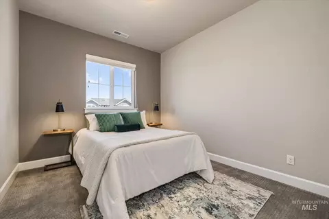 Bedroom - 641 E Crest Ridge Dr, Meridian, ID 83642 photo 3 of 6