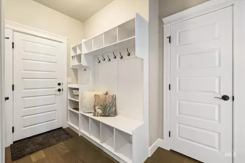Entry Way - 641 E Crest Ridge Dr, Meridian, ID 83642 photo 2 of 2
