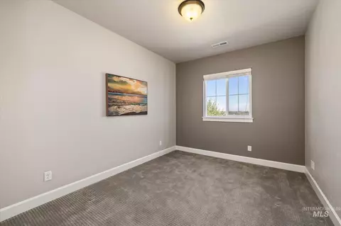 Bedroom - 641 E Crest Ridge Dr, Meridian, ID 83642 photo 5 of 6