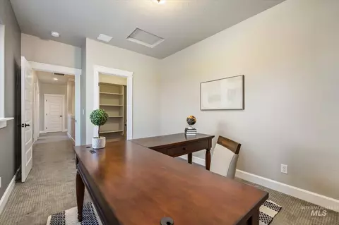 Entry Way - 641 E Crest Ridge Dr, Meridian, ID 83642 photo 1 of 2