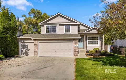 5676 N Riffle Way, Garden City, ID 83714