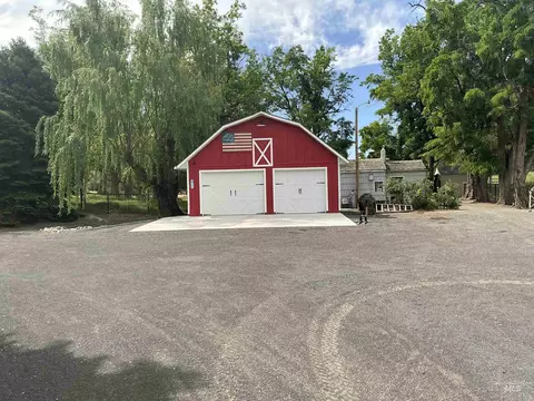 Exterior - 985 E 2450 S 985 E 245 S, Hagerman, ID 83332 photo 18 of 24