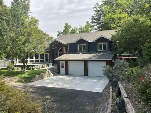 Exterior - 985 E 2450 S 985 E 245 S, Hagerman, ID 83332 photo 2 of 24