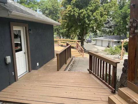 Exterior - 985 E 2450 S 985 E 245 S, Hagerman, ID 83332 photo 11 of 24