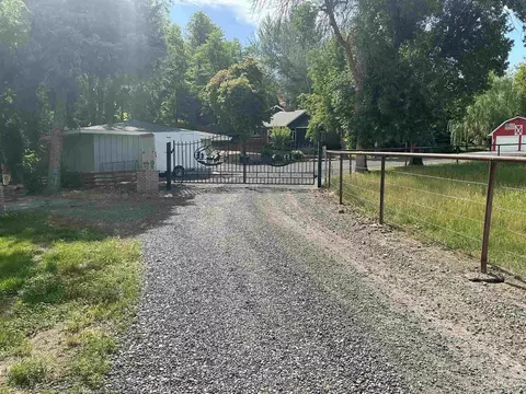 Exterior - 985 E 2450 S 985 E 245 S, Hagerman, ID 83332 photo 4 of 24