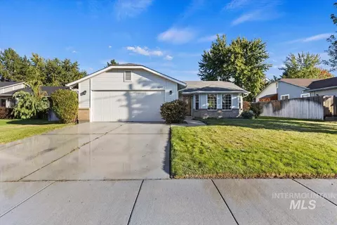 6592 W Tobi Dr, Boise, ID 83714