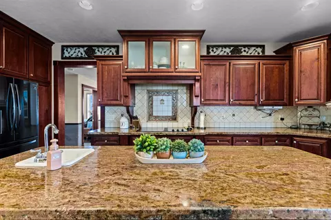 Kitchen - 2600 Highway 45, Melba, ID 83641 photo 5 of 5