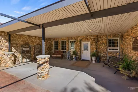 Exterior - 2600 Highway 45, Melba, ID 83641 photo 5 of 12