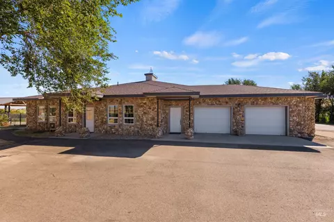 Exterior - 2600 Highway 45, Melba, ID 83641 photo 4 of 12
