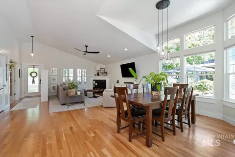 Dining - 4955 E Arrow Junction Dr, Boise, ID 83716 photo 1 of 2