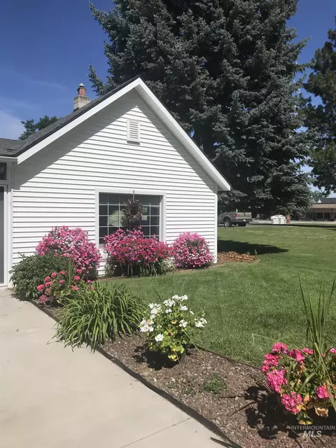 1617 S Helen St, Boise, ID 83704