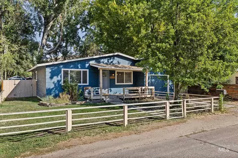 2806 W Bellomy Ln, Boise, ID 83703
