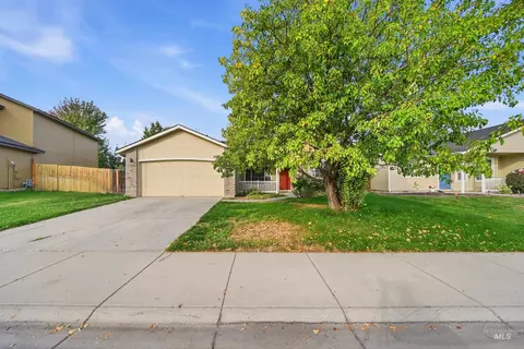 2059 N Eureka Ave, Meridian, ID 83646