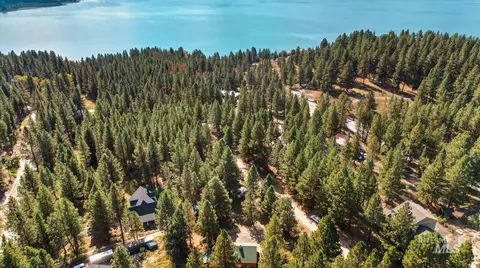 View/Area - 1236 View Dr, Cascade, ID 83611 photo 2 of 6