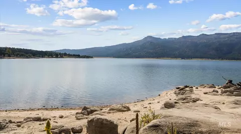 View/Area - 1236 View Dr, Cascade, ID 83611 photo 3 of 6