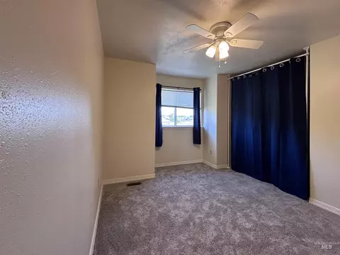 Bedroom - 1047 E 2700 S, Hagerman, ID 83332 photo 4 of 4