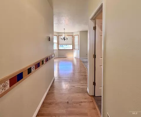 Entry Way - 1047 E 2700 S, Hagerman, ID 83332 photo 4 of 5