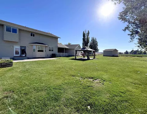 Exterior - 1047 E 2700 S, Hagerman, ID 83332 photo 5 of 11