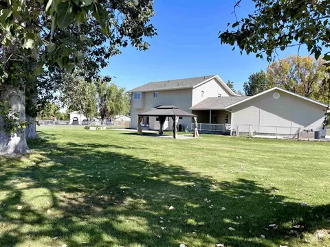 Exterior - 1047 E 2700 S, Hagerman, ID 83332 photo 6 of 11