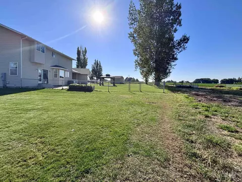 Exterior - 1047 E 2700 S, Hagerman, ID 83332 photo 4 of 11