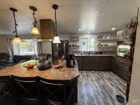 Kitchen - 110 N 7th St, Parma, ID 83660 photo 3 of 6