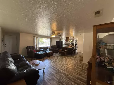 Living - 110 N 7th St, Parma, ID 83660 photo 1 of 1