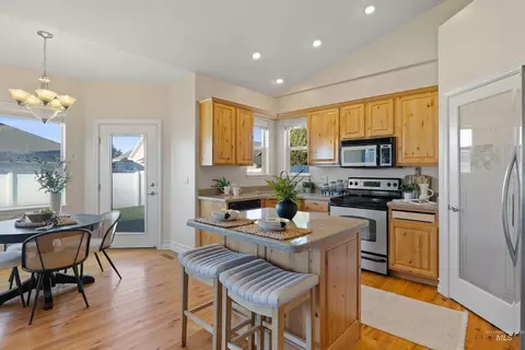Kitchen - 2749 Longbow Dr, Twin Falls, ID 83301 photo 1 of 3