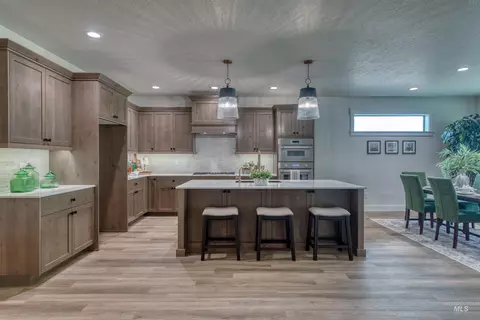Kitchen - 856 N Nolina Ave, Eagle, ID 83616 photo 2 of 3