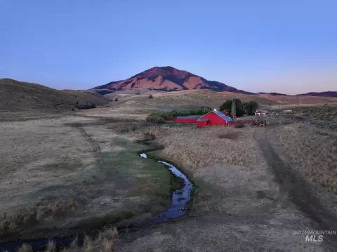 Exterior - 5601 Farley Rd, Ironside, OR 97908 photo 15 of 20