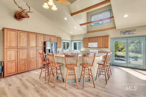 Kitchen - 29500 Third Fork Rd, Ola, ID 83657 photo 1 of 4
