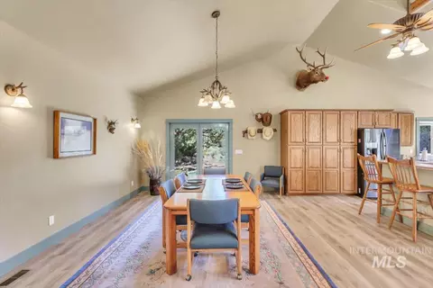 Dining - 29500 Third Fork Rd, Ola, ID 83657 photo 1 of 2