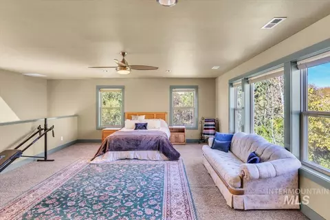 Bedroom - 29500 Third Fork Rd, Ola, ID 83657 photo 3 of 4