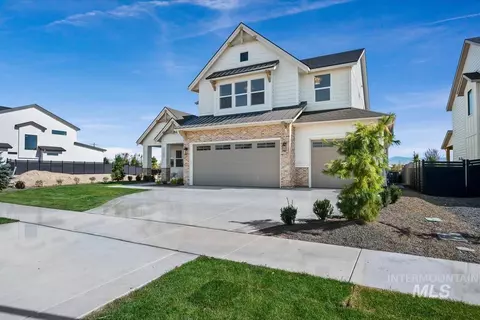 Exterior - 2240 N Palaestra Ave, Eagle, ID 83616 photo 1 of 8