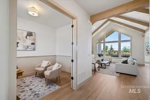 Entry Way - 2240 N Palaestra Ave, Eagle, ID 83616 photo 2 of 4
