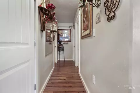 Entry Way - 1618 Gingko St, Rupert, ID 83350 photo 1 of 1