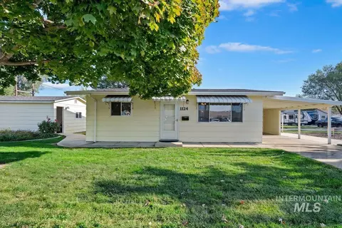 1124 6th St N, Nampa, ID 83687