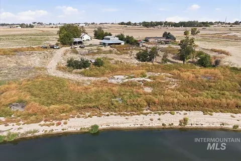 15520 Green Rd, Caldwell, ID 83607 photo 2