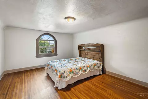 Bedroom - 1009 3rd St, Lewiston, ID 83501 photo 2 of 4