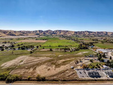 630 Cherry Ln, Emmett, ID 83617 photo 8
