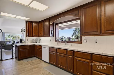 Kitchen - 1760 Fairmont Dr, Weiser, ID 83672 photo 1 of 3