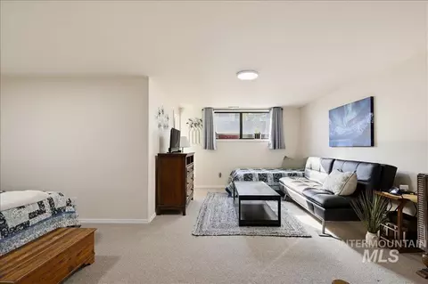 Bedroom - 1760 Fairmont Dr, Weiser, ID 83672 photo 5 of 7