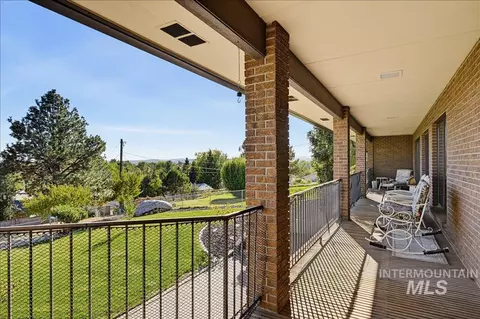Exterior - 1760 Fairmont Dr, Weiser, ID 83672 photo 5 of 7