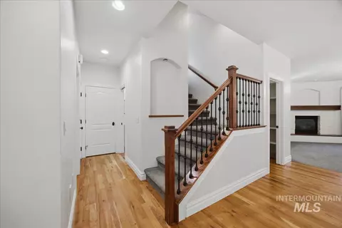Entry Way - 1148 E Redwall Ct, Meridian, ID 83646 photo 3 of 3