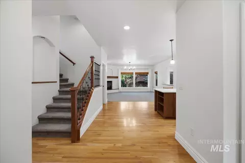 Entry Way - 1148 E Redwall Ct, Meridian, ID 83646 photo 2 of 3