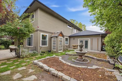 Exterior - 1148 E Redwall Ct, Meridian, ID 83646 photo 9 of 10