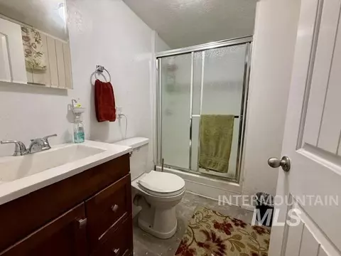 Bath - 503 E Galloway, Weiser, ID 83672 photo 5 of 5