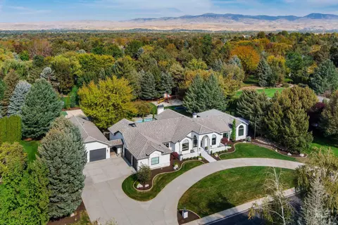 View/Area - 1152 W Newfield Dr, Eagle, ID 83616 photo 2 of 2