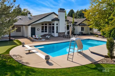 Exterior - 1152 W Newfield Dr, Eagle, ID 83616 photo 8 of 12