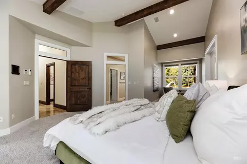 Bedroom - 1152 W Newfield Dr, Eagle, ID 83616 photo 2 of 5