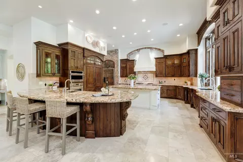 Kitchen - 1152 W Newfield Dr, Eagle, ID 83616 photo 1 of 5